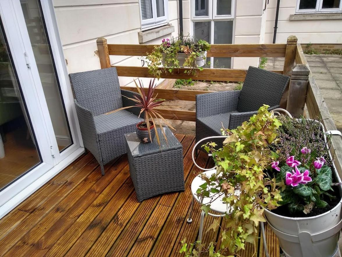 Three Bedroom Apartment By Beautiful Park London Exterior photo